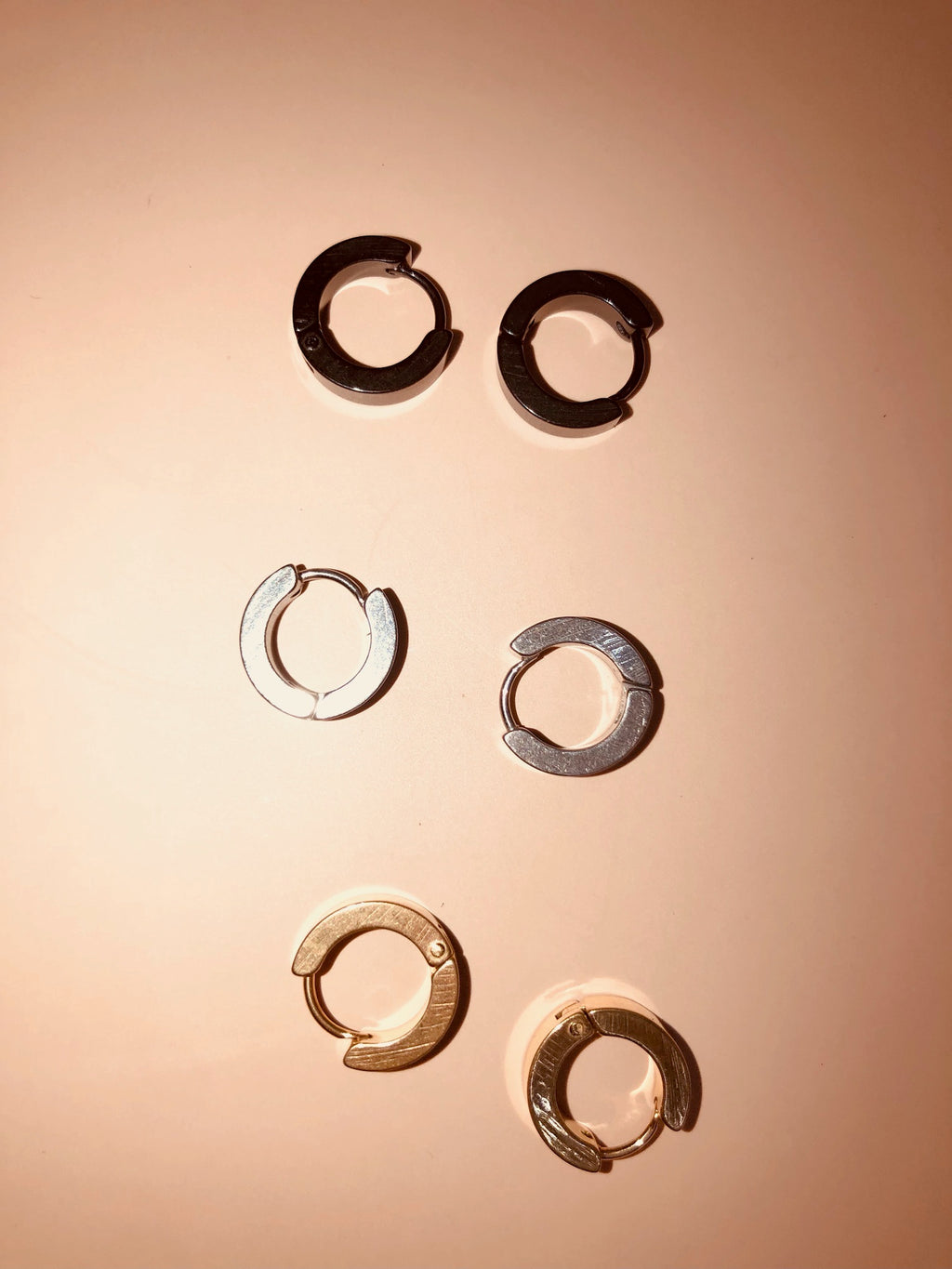 Kobe hoop - men’s earring