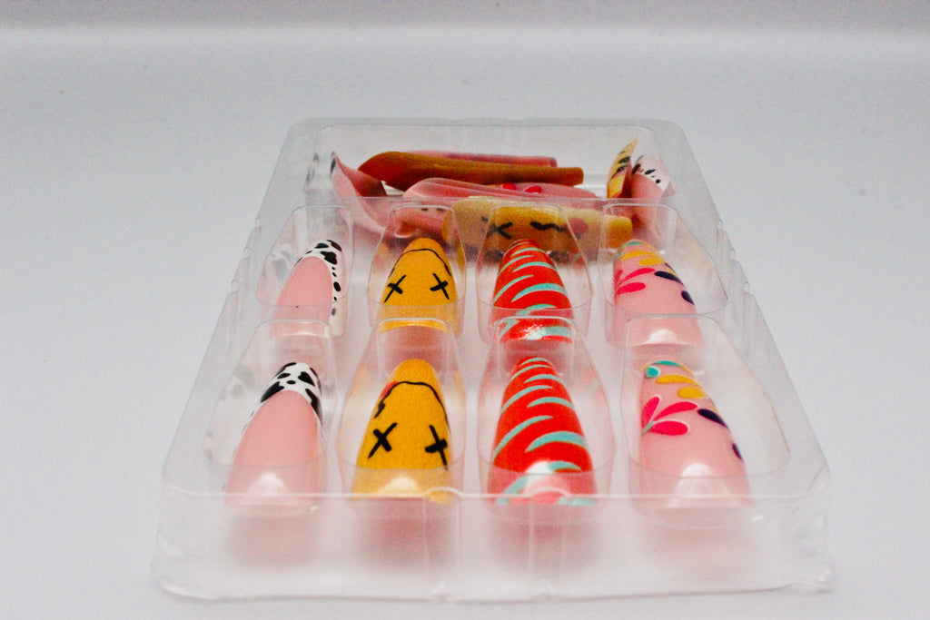 Alice in Wonderland - Press On Nails