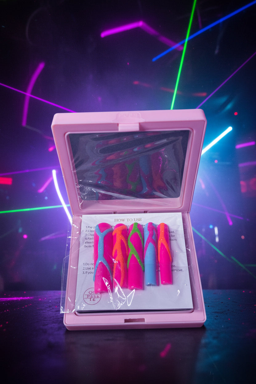 Neon District - press on nails