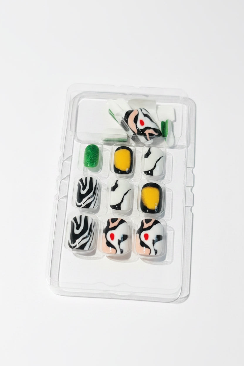 Afro punk - press on nails ( MEDIUM )