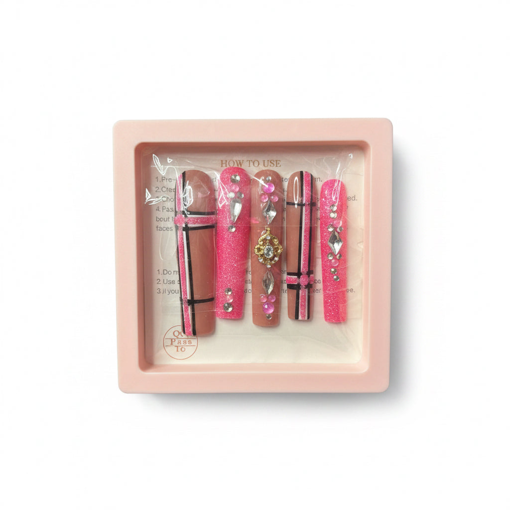 Coach Glam - Press on Nails (Medium)