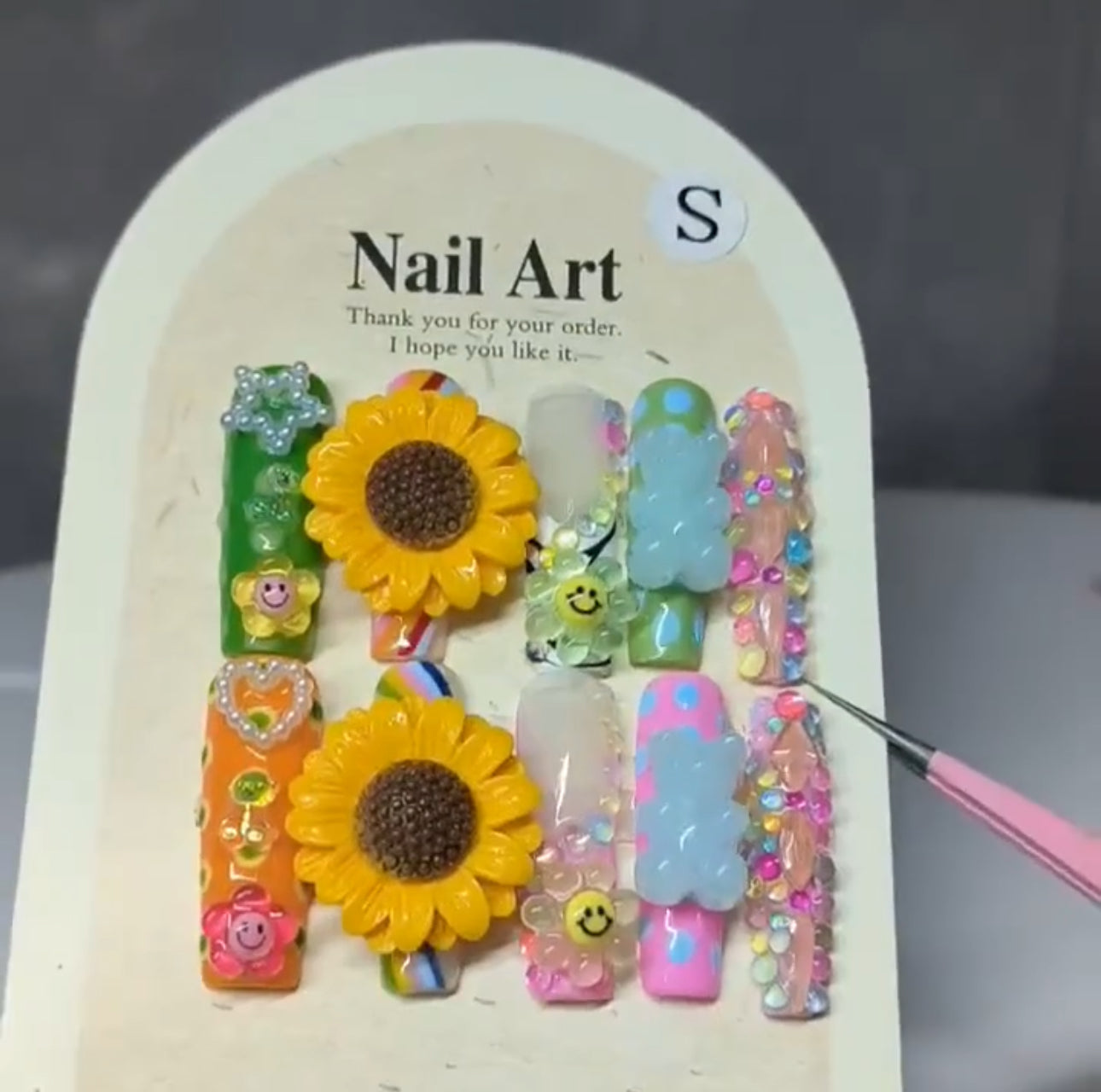 Sunflower Fantasy - 3D Press On Nails (Medium)