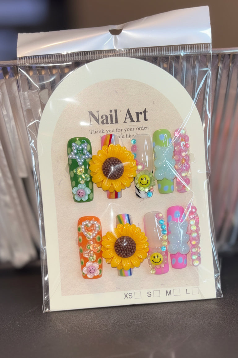 Sunflower Fantasy - 3D Press On Nails (Medium)