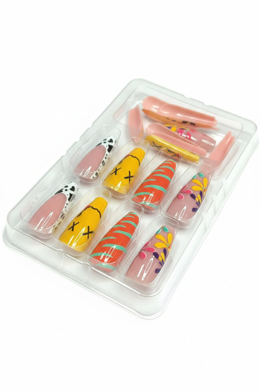 Alice in Wonderland - Press On Nails