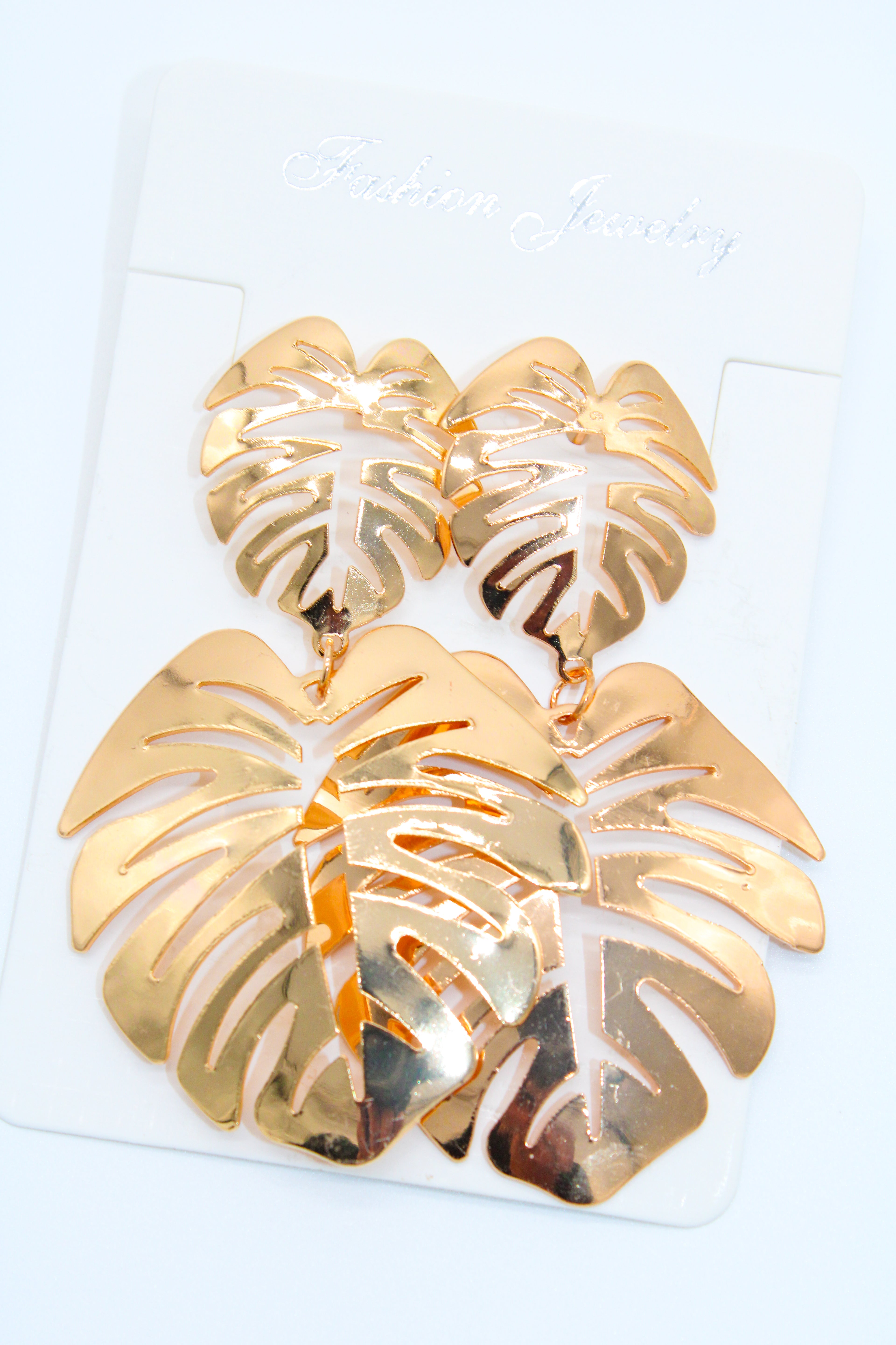 gold palm leaf - earrings