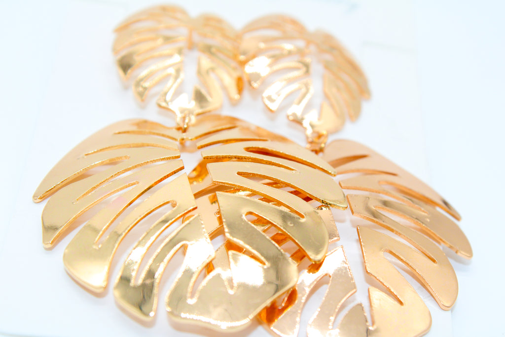 gold palm leaf - earrings
