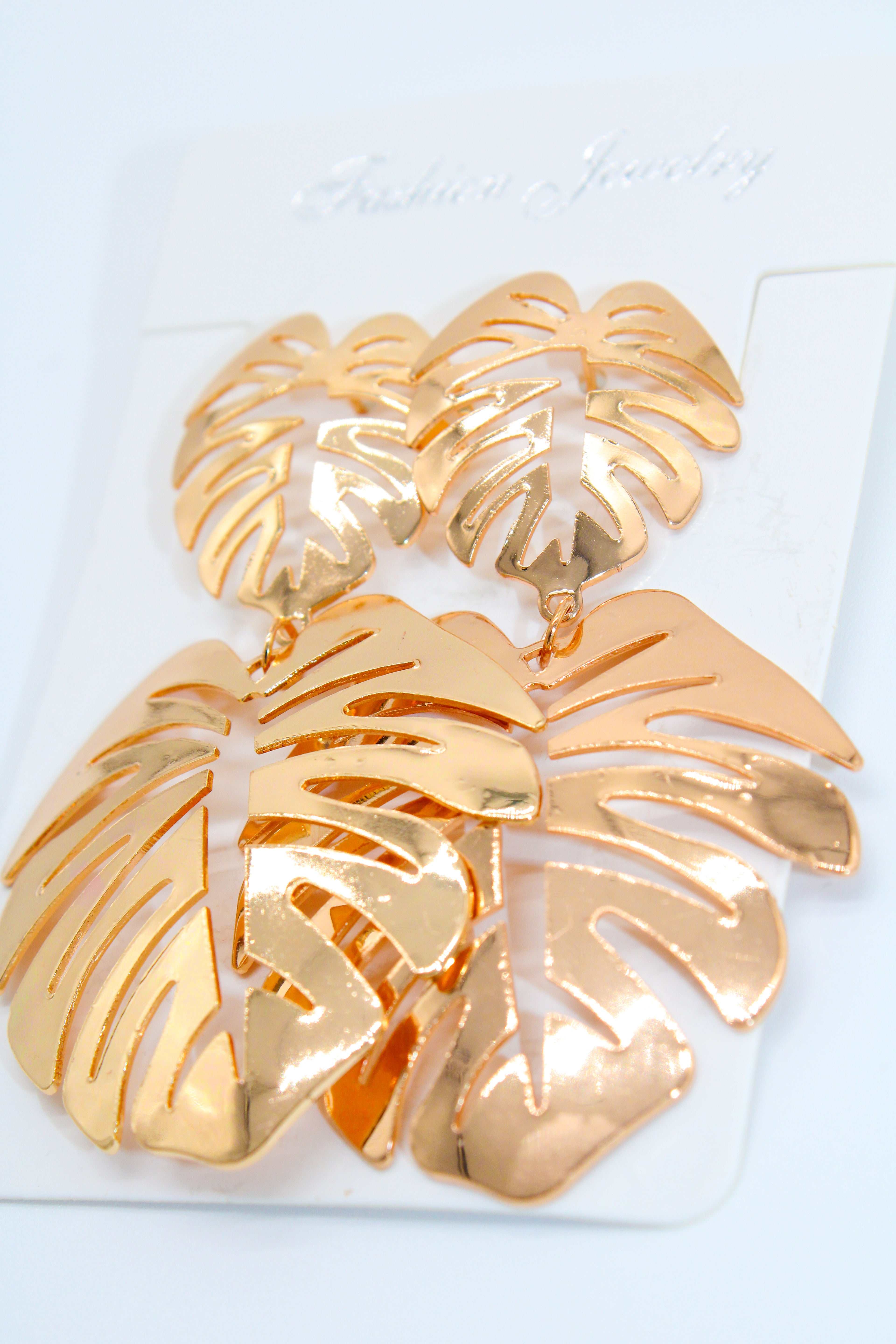 gold palm leaf - earrings