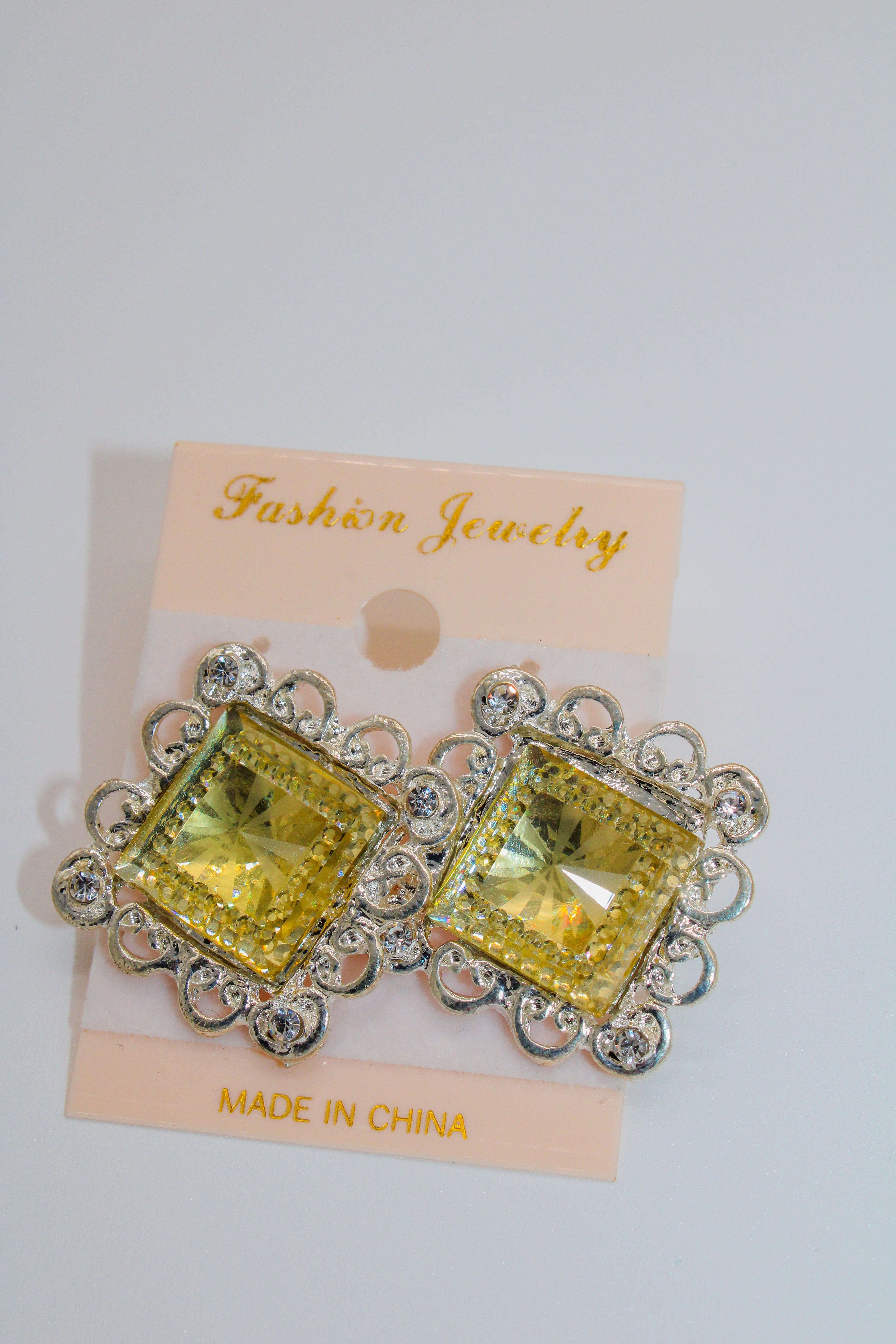 Sunset pyramid silver - stud earring