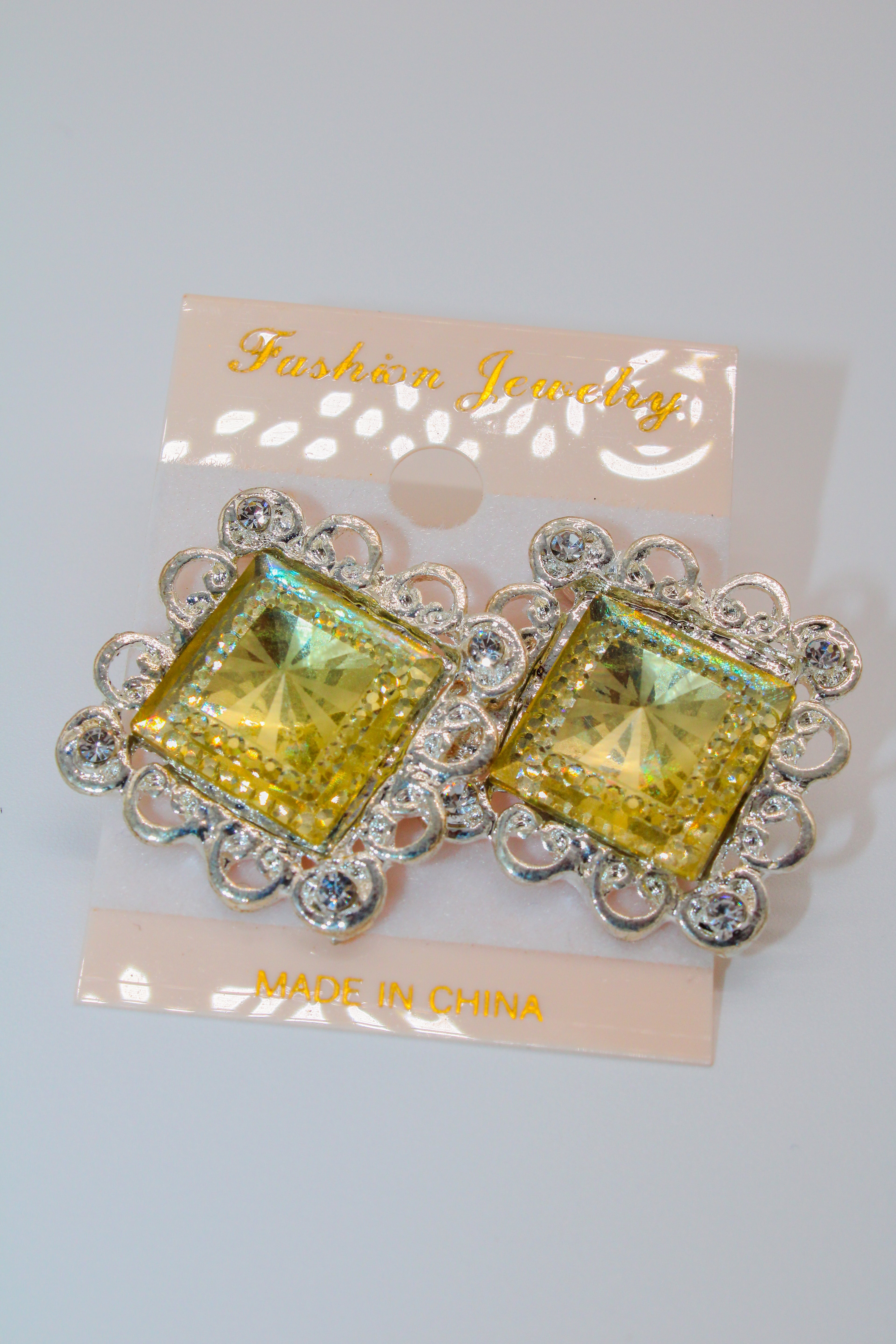 Sunset pyramid silver - stud earring