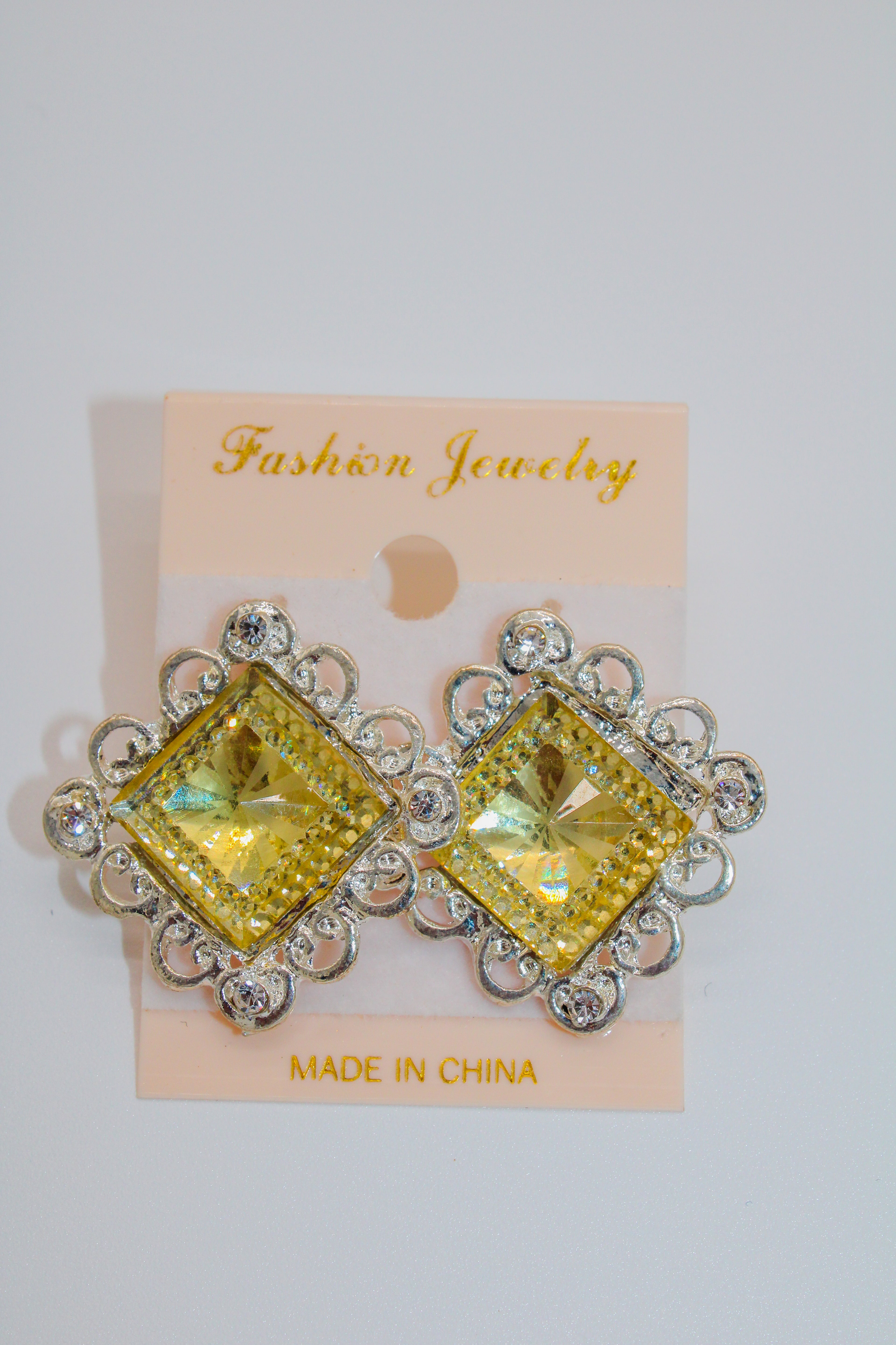 Sunset pyramid silver - stud earring