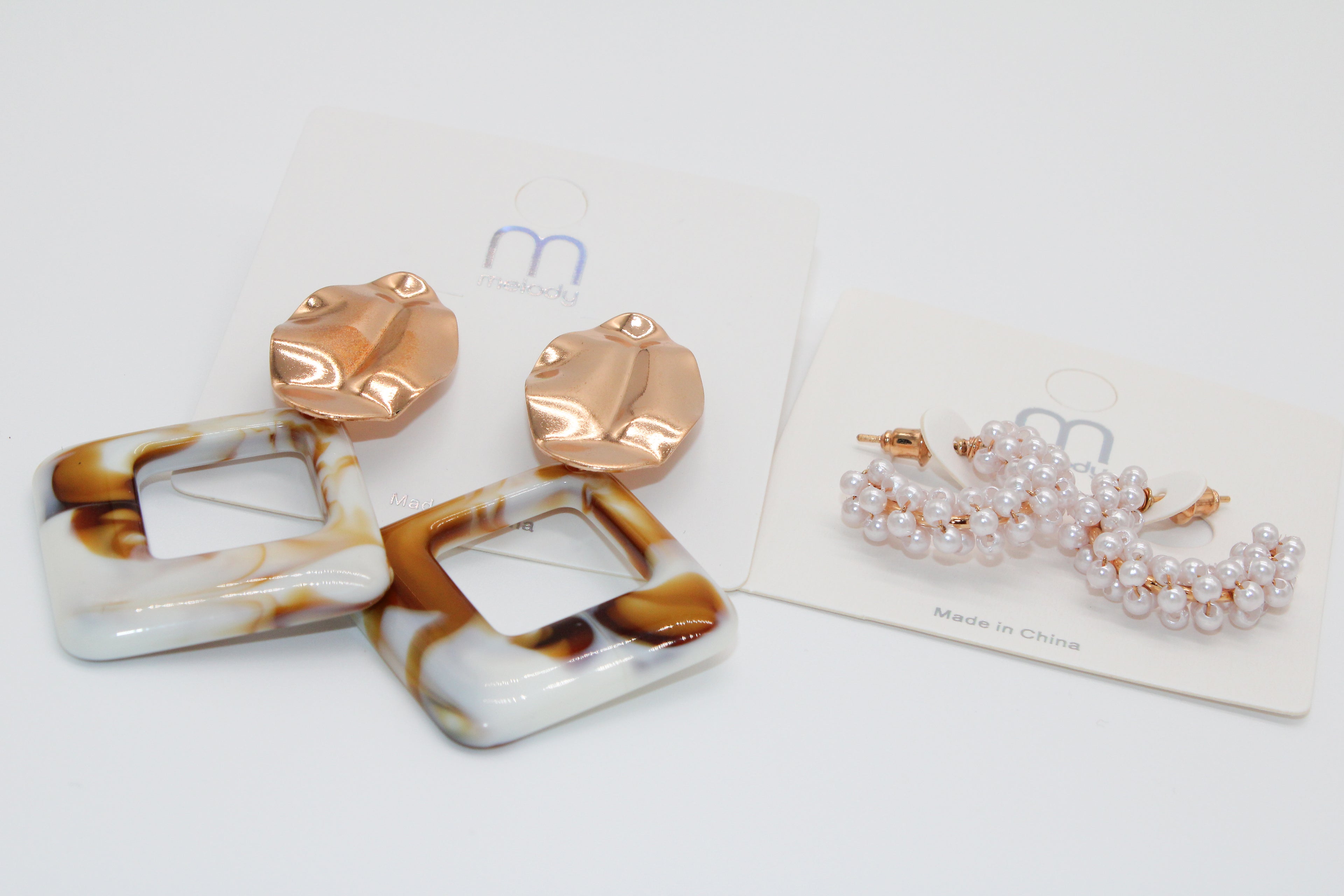 Cream white pearl - earrings set