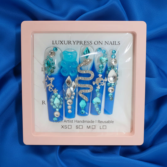 ICE QUEEN 3D PRESS-ON NAILS (MEDIUM)