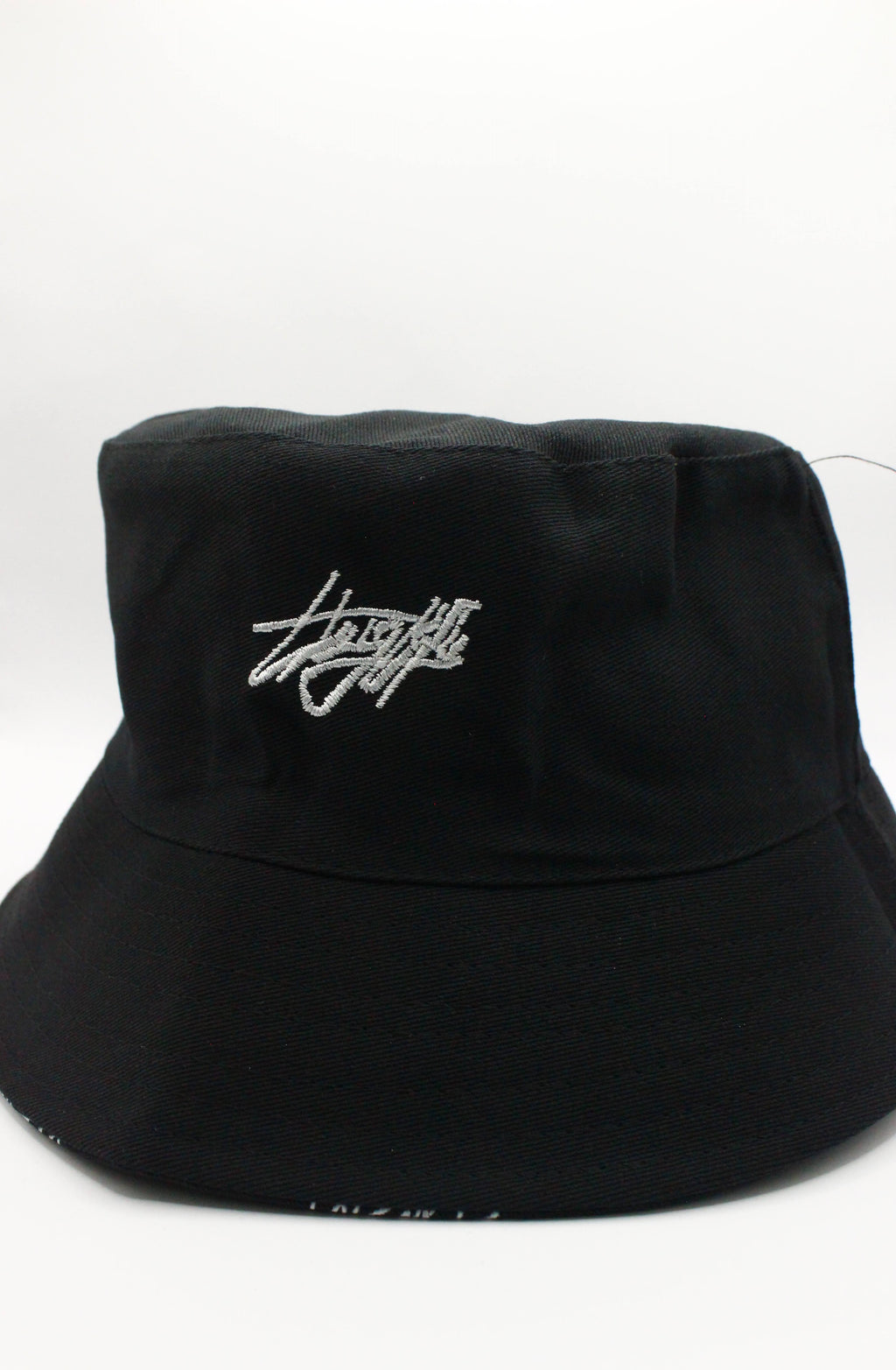 Reversable Thug life - bucket hats